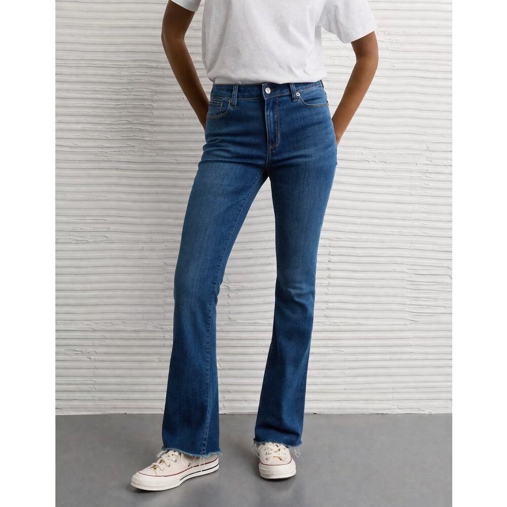 Classic High-Rise Bootcut Jeans - Blue